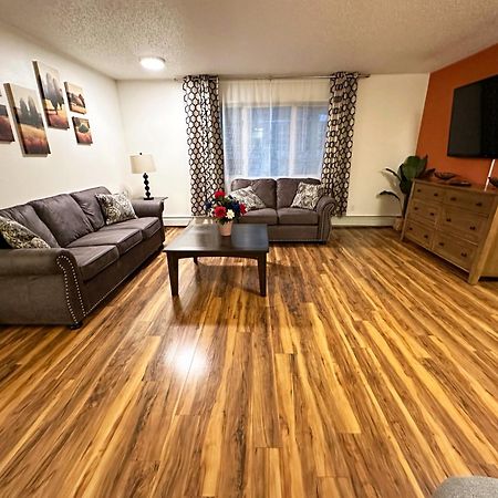 Stay Anchorage! Furnished Two Bedroom Apartments With High Speed Wifi Exterior photo