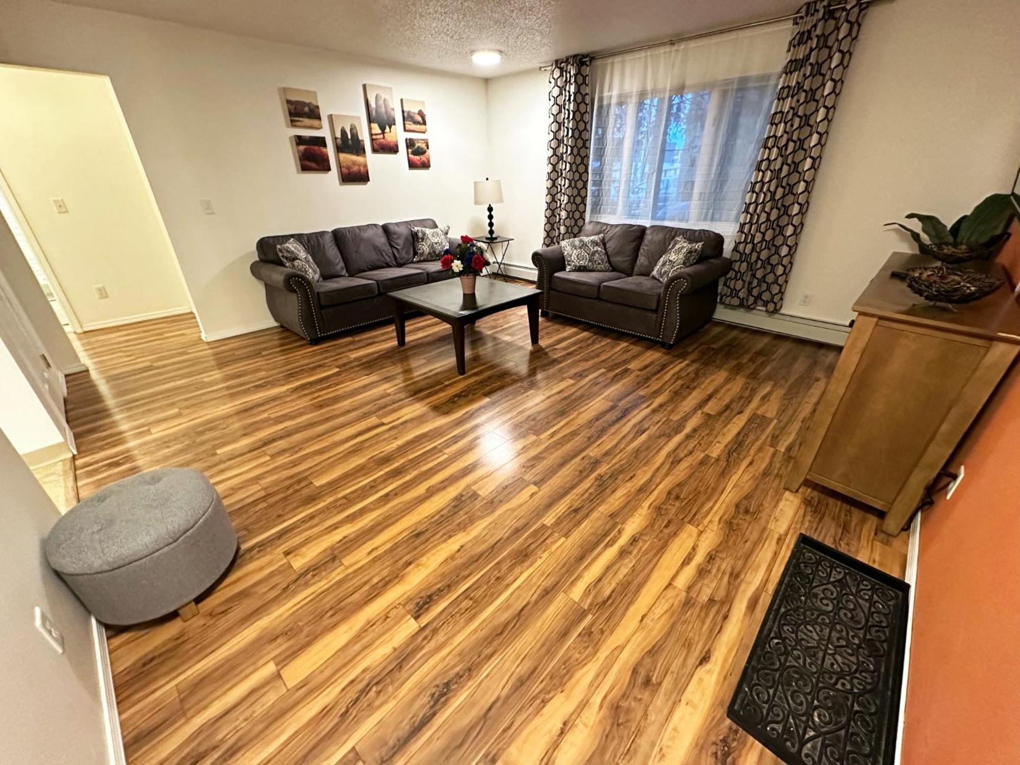 Stay Anchorage! Furnished Two Bedroom Apartments With High Speed Wifi Room photo