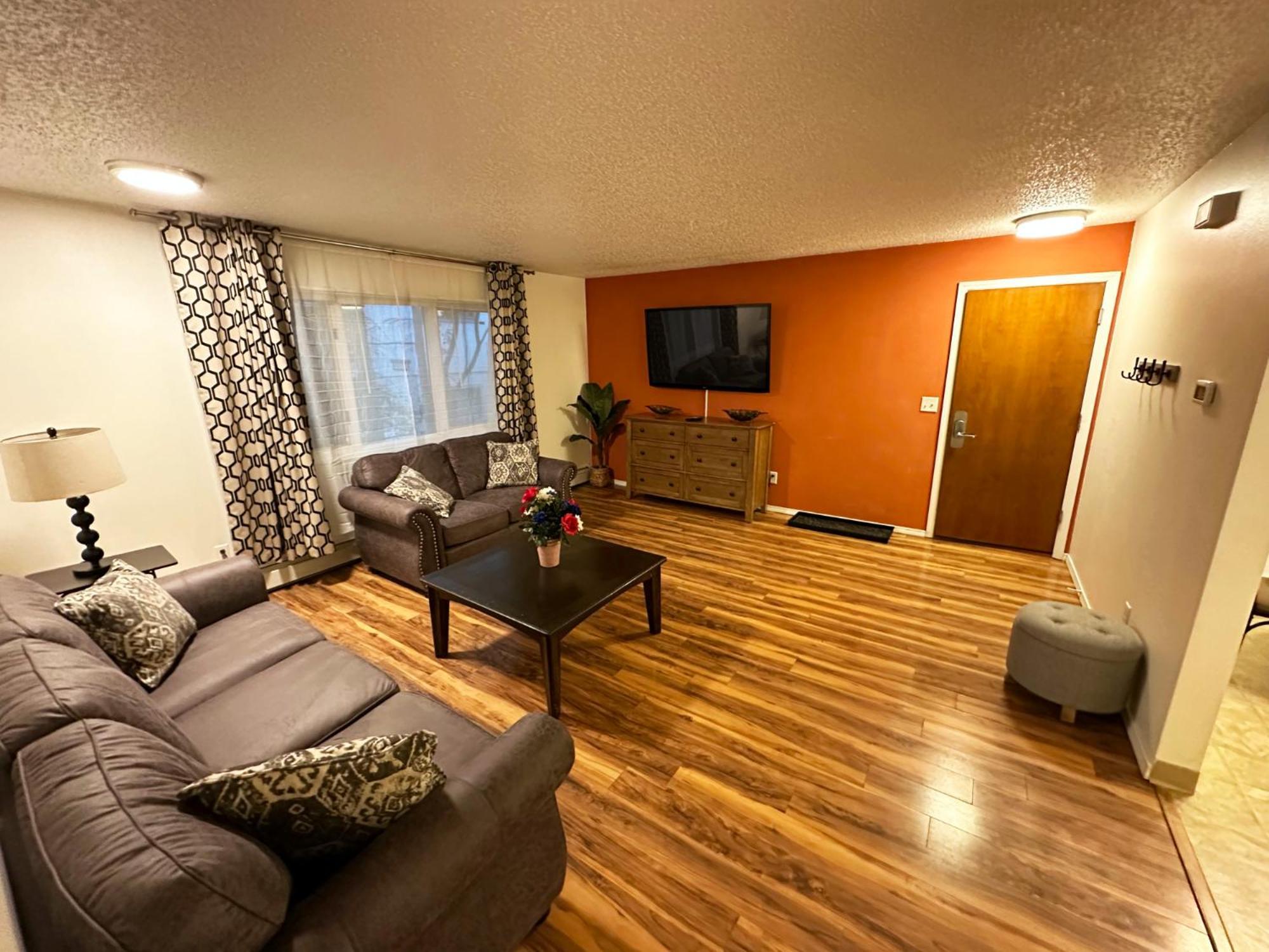 Stay Anchorage! Furnished Two Bedroom Apartments With High Speed Wifi Room photo